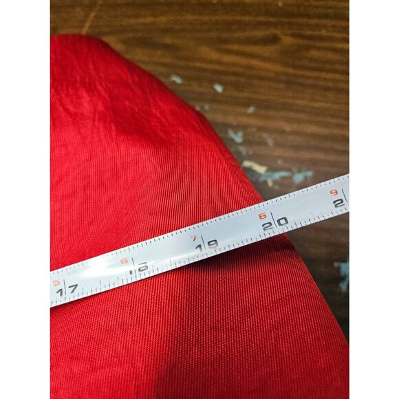 Ellington Red Duffle Bag NEW TAGS Travel Bag - Picture 9 of 11